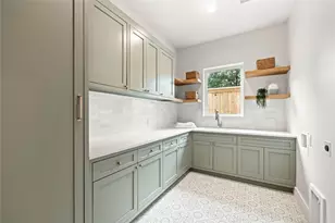 8730 Rexford Dr, Dallas, TX 75209 - Photo 20