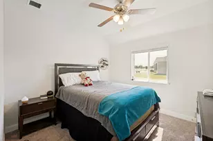 524 E Carol St, Pilot Point, TX 76258 - Photo 20
