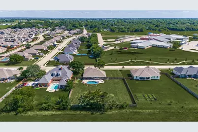 524 E Carol Street, Pilot Point, TX 76258 - Photo 28