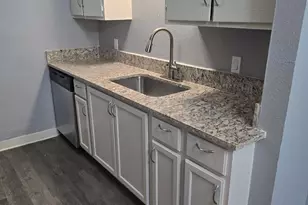 718 S Main St, Paris, TX 75460 - Photo 6