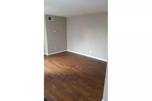 2305 Basil Dr, Arlington, TX 76006 - Photo 4