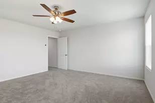 853 Eagles Nest Dr, Cleburne, TX 76031 - Photo 14