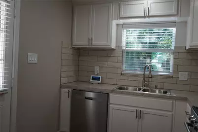 603 Magnolia Street, Arlington, TX 76012 - Photo 8