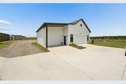 9224 County Road 592, Nevada, TX 75173 - Photo 4