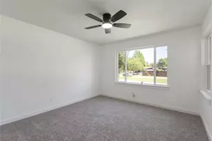 10325 Maylee Blvd, Dallas, TX 75228 - Photo 14