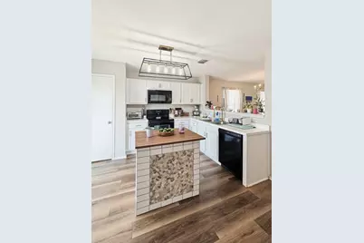 329 Wolf Mountain Lane, Fort Worth, TX 76140 - Photo 26