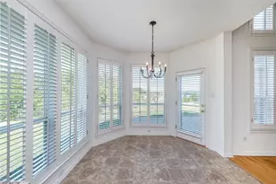 2318 Balleybrooke Dr, Lewisville, TX 75077 - Photo 14