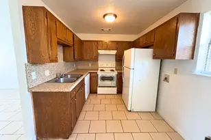 807 W Walnut St, Celina, TX 75009 - Photo 6