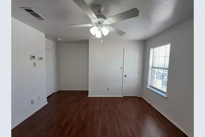807 W Walnut Street #C4, Celina, TX 75009 - Photo 10