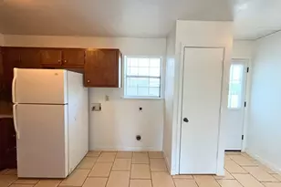 807 W Walnut St, Celina, TX 75009 - Photo 8
