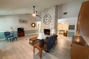 2812 Chimney Hill Dr, Waco, TX 76708 - Photo 4