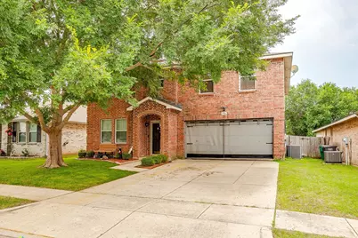 1956 Lariat Drive, Fort Worth, TX 76247 - Photo 4