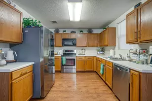 1956 Lariat Dr, Fort Worth, TX 76247 - Photo 8