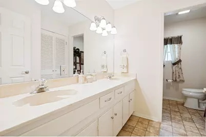 607 N Parkridge Drive, Mansfield, TX 76063 - Photo 18