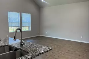 133 Magnolia Ests St, Crowley, TX 76036 - Photo 6