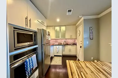 4219 Avondale Avenue #215, Dallas, TX 75219 - Photo 8