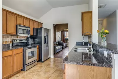 4621 Saint Francis Avenue, Dallas, TX 75227 - Photo 8