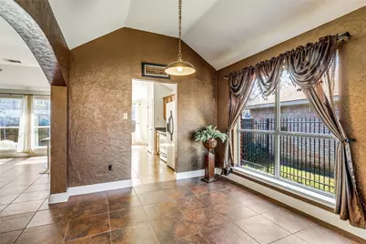 4621 Saint Francis Avenue, Dallas, TX 75227 - Photo 4