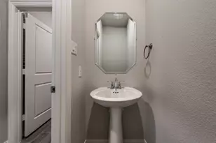 1524 Joy Dr, Carrollton, TX 75007 - Photo 12
