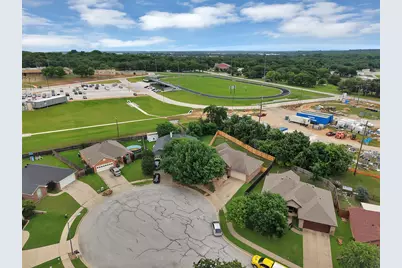 132 Parkwood Court, Azle, TX 76020 - Photo 6