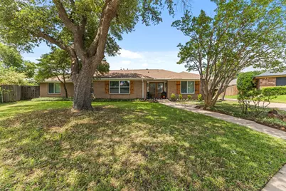 2713 Clearmeadow Court, Bedford, TX 76021 - Photo 4