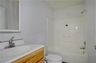 1029 E Hickory St, Denton, TX 76205 - Photo 6