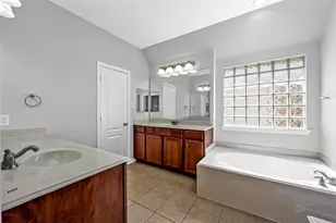 2124 Broadstone Dr, Plano, TX 75025 - Photo 8