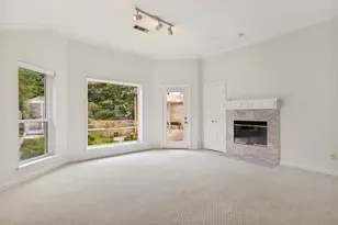 2721 Gold Rush Ln, Carrollton, TX 75007 - Photo 18