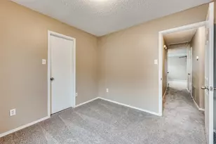 7940 Hidden Brook Dr, Fort Worth, TX 76120 - Photo 18