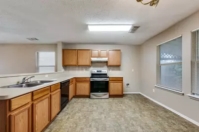 7940 Hidden Brook Drive, Fort Worth, TX 76120 - Photo 12