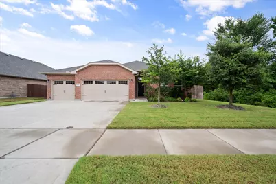 2512 Clayton Street, Glenn Heights, TX 75154 - Photo 2