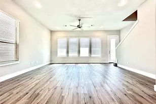 1830 NE Green Oaks Blvd, Arlington, TX 76006 - Photo 8