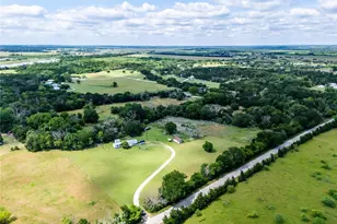 799 Monthie Rd, Waco, TX 76705 - Photo 2
