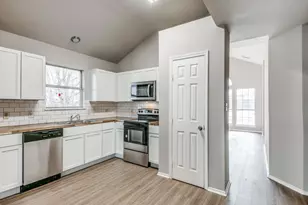 610 Lone Star Park Ln, Ponder, TX 76259 - Photo 8