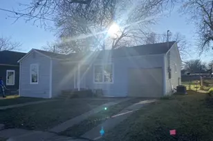 420 S Gribble St, Sherman, TX 75090 - Photo 14