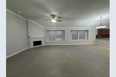 5616 Indian Hill Drive, Arlington, TX 76018 - Photo 14