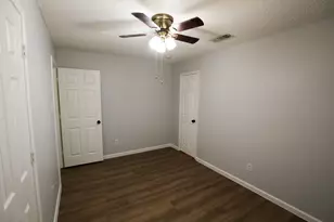 5616 Indian Hill Dr, Arlington, TX 76018 - Photo 12