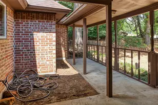 7432 Brentwood Stair Rd, Fort Worth, TX 76112 - Photo 6