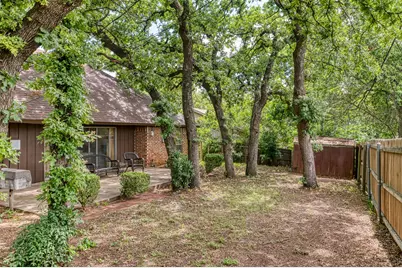 7432 Brentwood Stair Road, Fort Worth, TX 76112 - Photo 38