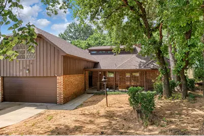 7432 Brentwood Stair Road, Fort Worth, TX 76112 - Photo 2