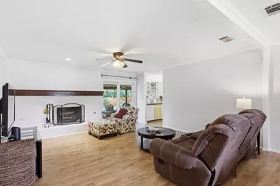 6104 Cliffside Drive, Edgecliff Village, TX 76134 - Photo 10