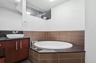 2600 W 7th St, Fort Worth, TX 76107 - Photo 10