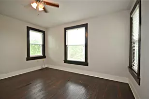 1402 E Chaffin St, Sherman, TX 75090 - Photo 12