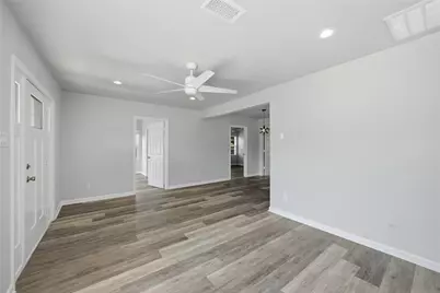 221 16th Street, Grand Prairie, TX 75050 - Photo 6
