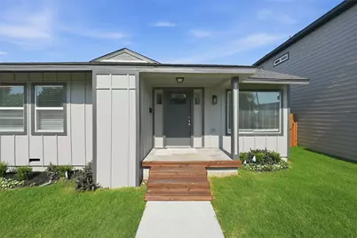 221 16th Street, Grand Prairie, TX 75050 - Photo 4
