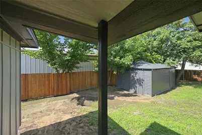 221 16th Street, Grand Prairie, TX 75050 - Photo 26