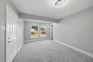 221 16th St, Grand Prairie, TX 75050 - Photo 20