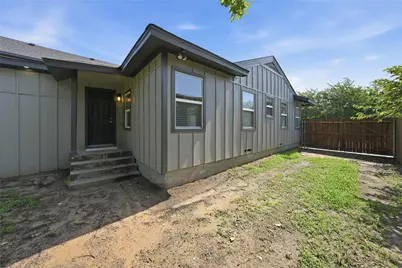 221 16th Street, Grand Prairie, TX 75050 - Photo 30