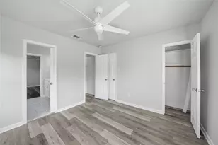 221 16th St, Grand Prairie, TX 75050 - Photo 14