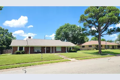 1601 Yarborough Drive, Sherman, TX 75092 - Photo 4